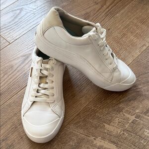 Dr. Scholl's Women's Time Off Sneaker Sneaker White 7.5 M